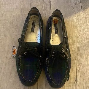 Sperry dockers , size 8 1/2 , checkered blue, green, red , and yellow.